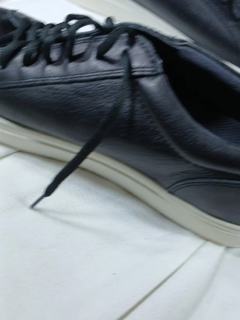 Dr. Scholl's NEW Black Leather sneakers or loafers